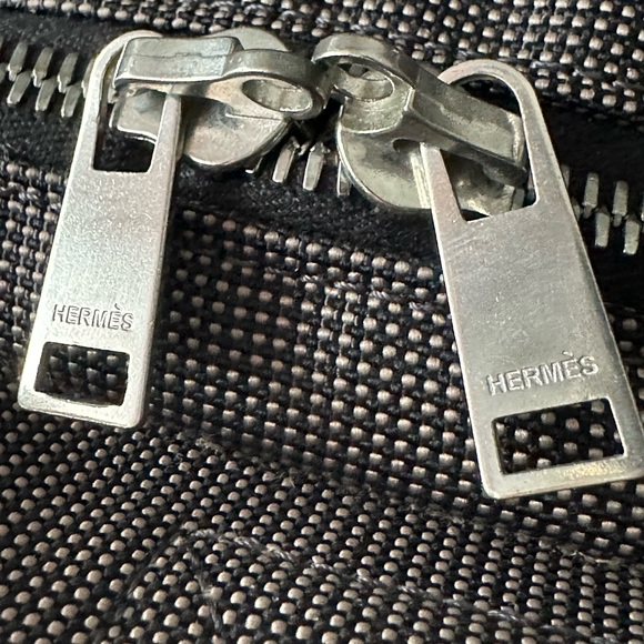 Authentic Hermès Herline PM Backpack - Picture 4 of 14